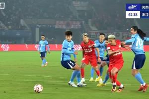 单场乌龙+送点！李提香拉倒卡多索送点，卡多索点射河南2-1浙江