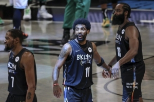 维拉纽瓦：21年篮网是未夺冠球队中最好的 杜哈欧都是名人堂