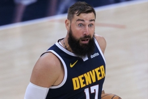 本赛季能夺冠？瓦兰：想法很棒但道路艰难 还是讨论明天的比赛吧