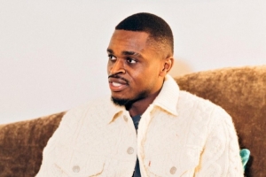 卡卢卢：托尼-帕克曾打电话劝我留在里昂，尤文是从小追随的球队