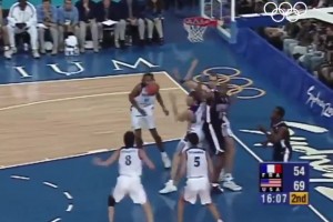 🛸🛸25年前的今天，史上最伟大的扣篮诞生了！！！